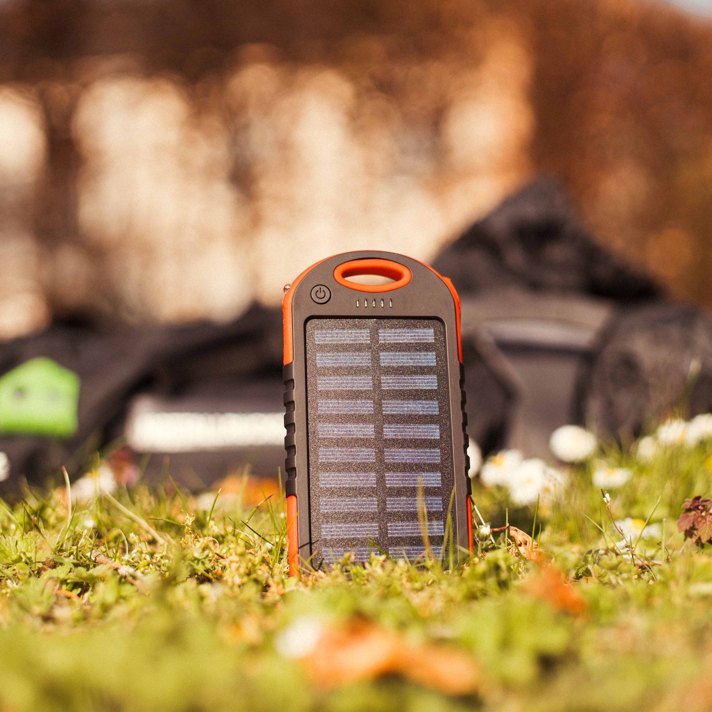 Solar Powerbank Premium - ladda dina enheter överallt - testvinnare