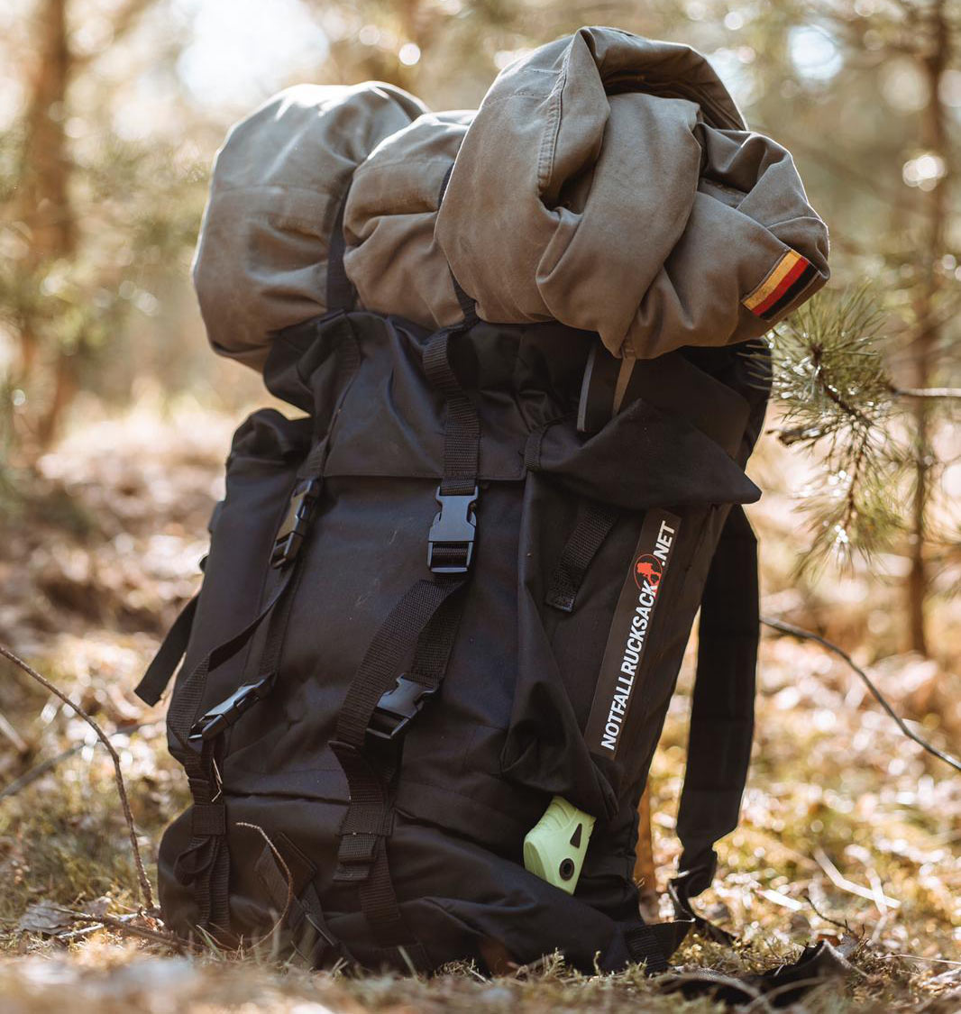 Emergency backpack basic - including food, sleeping, first aid